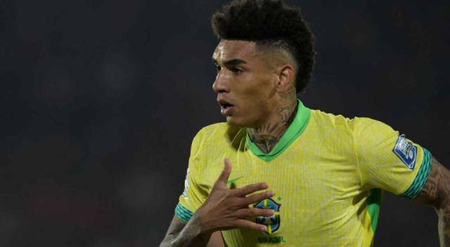 巴甲领头羊球员成救星 巴西2比1艰难赢智利!