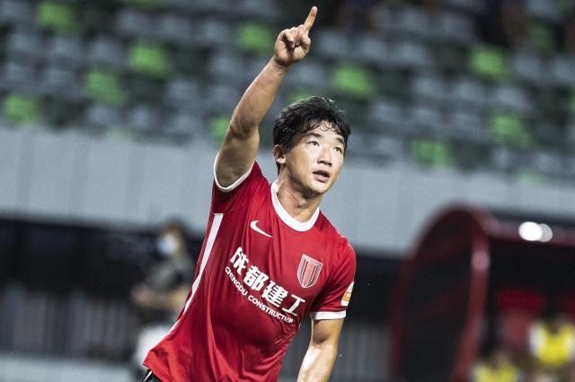 开云体育官网-【中超】塞尔吉尼奥2球金敃友绝平 蓉城2比2亚泰