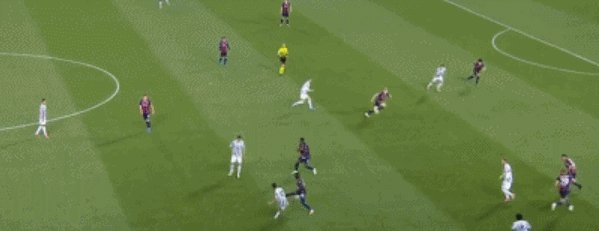 1621806006525094225.gif 3.gif