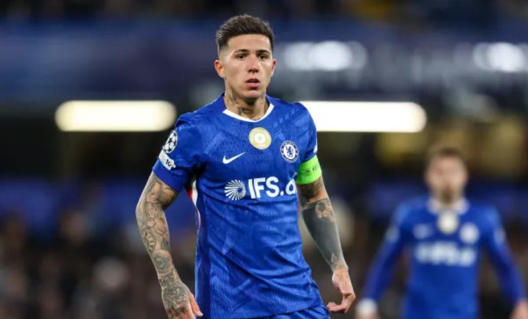 蓝军旧将:处罚恩佐是作秀,要是输给曼城丢欧冠资格就荒唐了